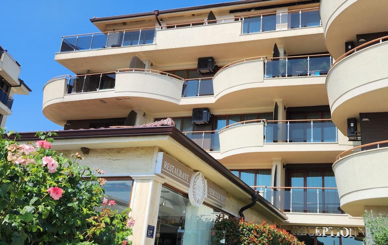 Beach View Apartment Shkorpilovtsi Bagian luar foto