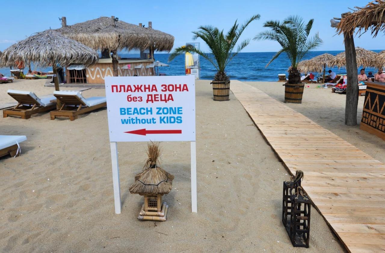 Beach View Apartment Shkorpilovtsi Bagian luar foto